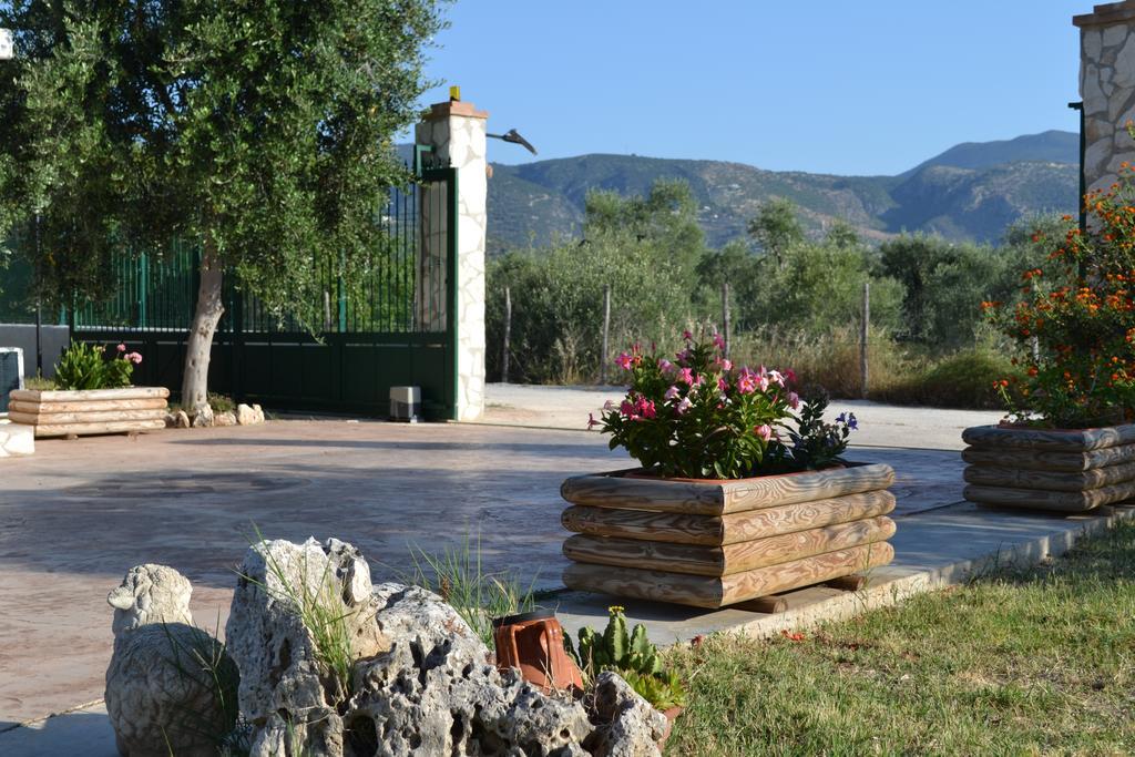 Agriturismo Antichi Ulivi Villa Mattinata Exterior foto